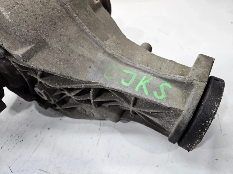 MOST DYFERENCJAŁ DYFER TYŁ AUDI A4 B8 S4 A5 S5 JKS