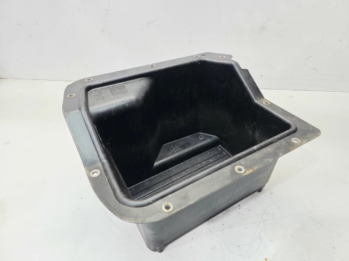PODSTAWA OBUDOWA AKUMULATORA AUDI A3 8P QUATTRO 1K6801287