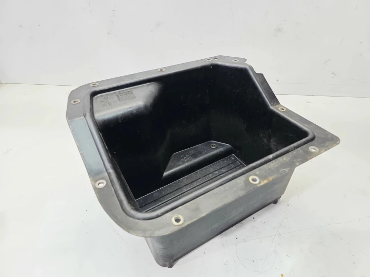 PODSTAWA OBUDOWA AKUMULATORA AUDI A3 8P QUATTRO 1K6801287