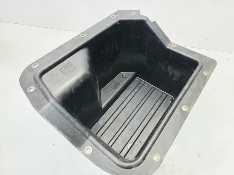 PODSTAWA OBUDOWA AKUMULATORA AUDI A3 8P QUATTRO 1K6801287