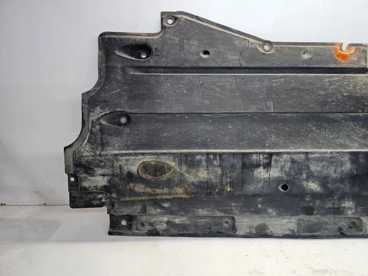 OSŁONA PODWOZIA LEWA AUDI A6 C6 4F0825207C