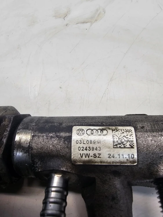 LISTWA CZUJNIK CIŚNIENIA AUDI VW SEAT SKODA 2.0 TDI 03L130089M 057130764H