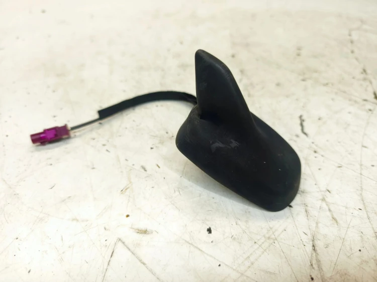 ANTENA LOTKA REKIN AUDI A4 B8 AVANT 8K9035503 CZRNY MAT
