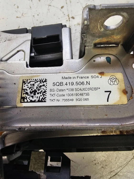 SZTYCA KOLUMNA KIEROWNICZA AUDI Q3 F3 5QB419506N