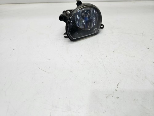 HALOGEN LAMPA PRZECIWMGIELNA PRAWY PRZÓD AUDI Q7 4L LIFT S-LINE 4L0941700E