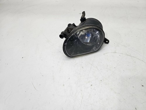 HALOGEN LAMPA PRZECIWMGIELNA PRAWY PRZÓD AUDI Q7 4L LIFT S-LINE 4L0941700E