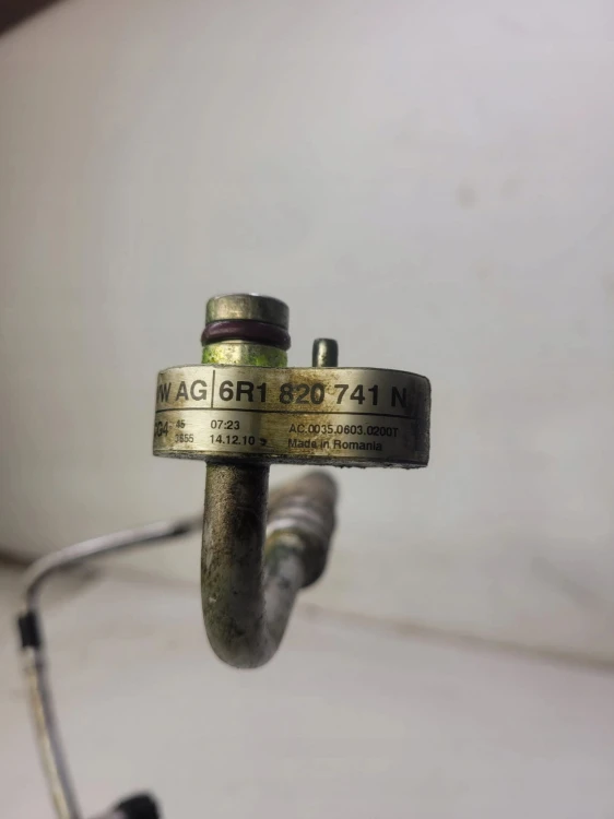 WĄŻ PRZEWÓD KLIMATYZACJI AUDI VW SEAT 6R1820741N