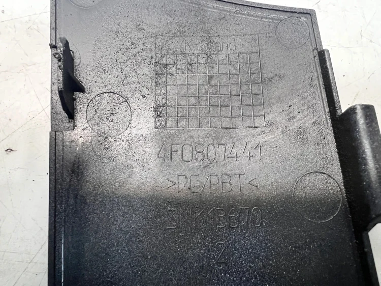 ZAŚLEPKA ZDERZAKA PRZÓD AUDI A6 C6 4F0807441 LZ7L