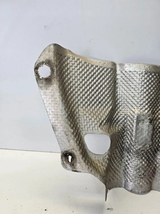 OSŁONA TERMICZNA WYDECHU AUDI A4 A5 8K0521443B