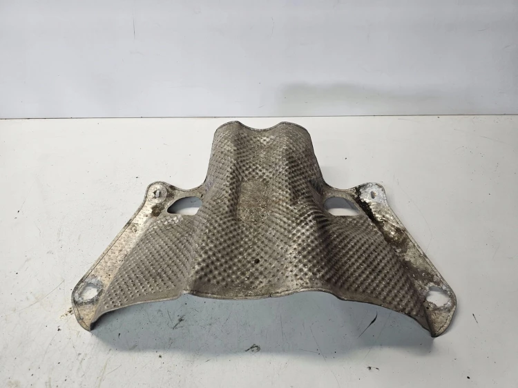 OSŁONA TERMICZNA WYDECHU AUDI A4 A5 8K0521443B