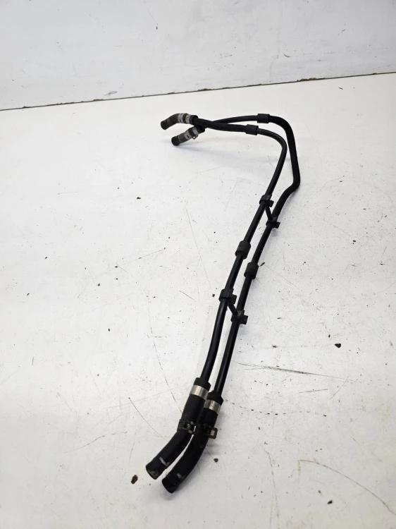 WĄŻ RURA RURKA WODY AUDI A4 A5 2.0 TDI 04L122157BJ