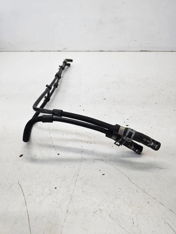 WĄŻ RURA RURKA WODY AUDI A4 A5 2.0 TDI 04L122157BJ