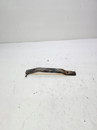 WSPORNIK PASA PRAWY AUDI Q5 8R 8R0805528