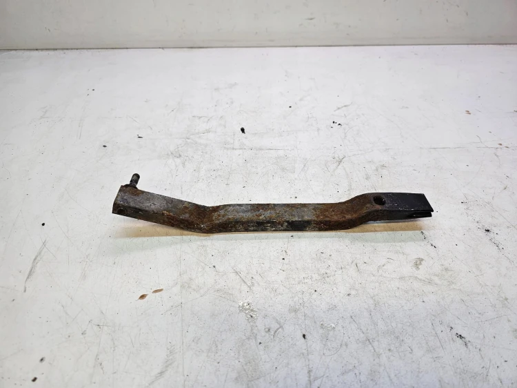 WSPORNIK PASA PRAWY AUDI Q5 8R 8R0805528