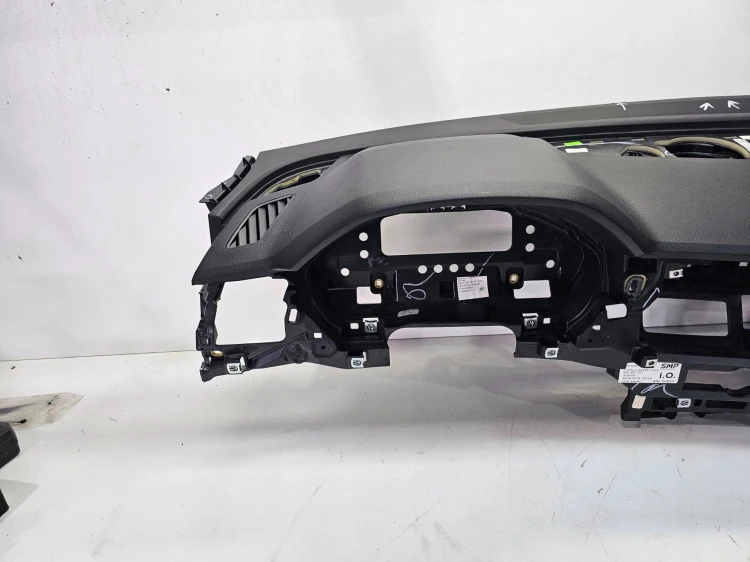 DESKA KONSOLA KOKPIT AUDI Q5 80A FY 80B857001F 24AORYGINAŁ