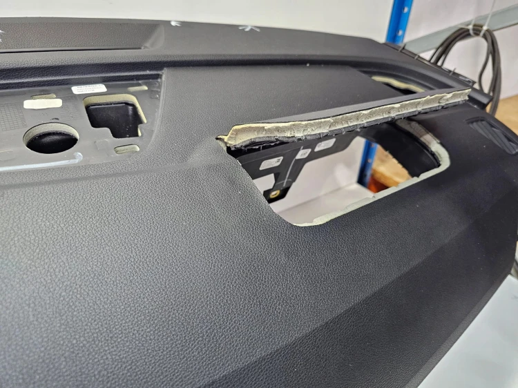DESKA KONSOLA KOKPIT AUDI Q5 80A FY 80B857001F 24AORYGINAŁ