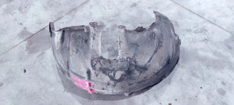 NADKOLE PRAWY TYŁ AUDI Q5 8R MATERIAŁOWE