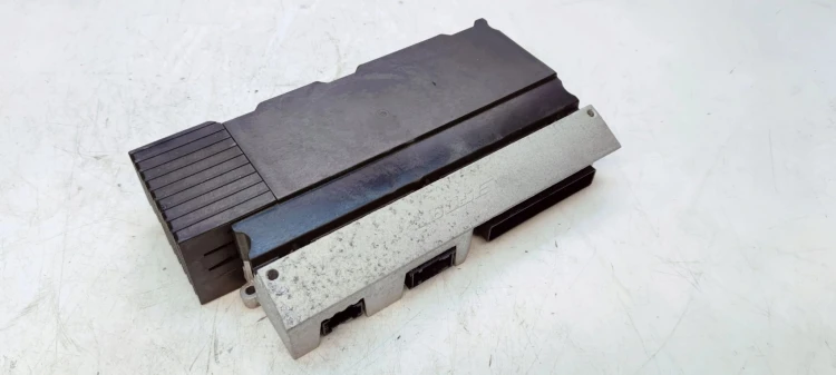 WZMACNIACZ BOSE AUDI A6 C6 4F0035223F 4F0910223F SPRAWNY
