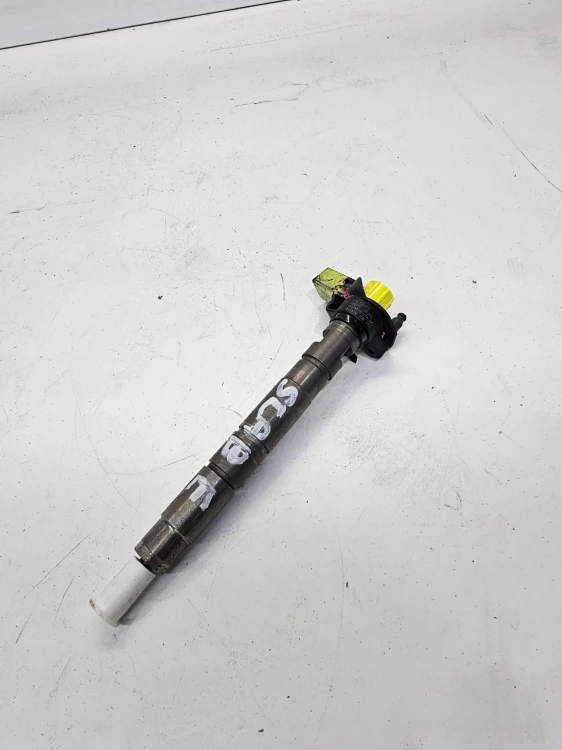 WTRYSKIWACZ WTRYSK AUDI VOLKSWAGEN SEAT SKODA CR 2.0 TDI 03L130277