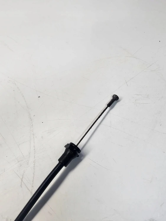 LINKA OTWIERANIA MASKI KOMPLETNA AUDI A1 8X 8X0823535
