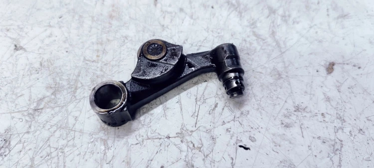 DŹWIGIENKA ZAWORU AUDI VW SEAT 03G109411C 411A