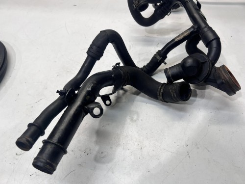PRZEWÓD RURA WĄŻ WODY VW CRAFTER 03L121049G