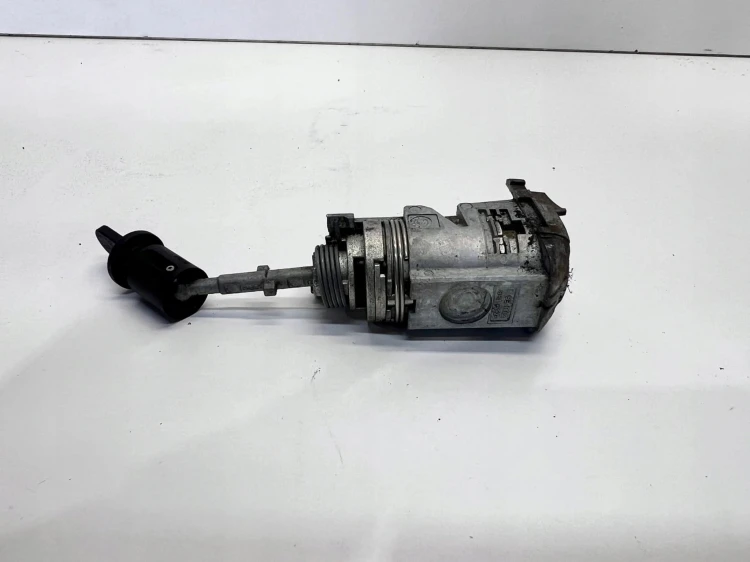 WKŁADKA DRZWI AUDI A5 8T 8T2837168