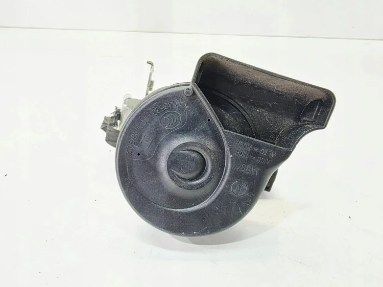 KLAKSON SYGNAŁ HIGH PRAWY AUDI A3 8V 8V0951230 5Q0951223A