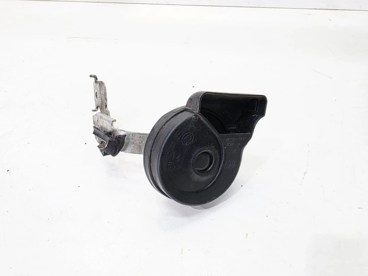 KLAKSON SYGNAŁ HIGH PRAWY AUDI A3 8V 8V0951230 5Q0951223A