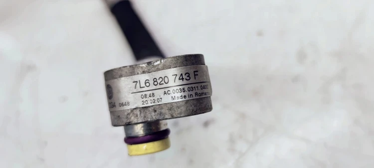WĄŻ PRZEWÓD KLIMATYZACJI AUDI Q7 4L 7L6820743F