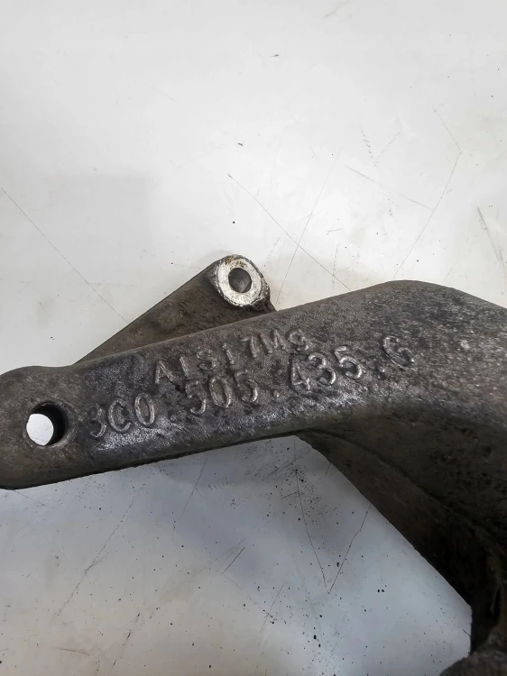 ZWROTNICA LEWY TYŁ AUDI Q3 8U QUATTRO VW SEAT 3C0505435G