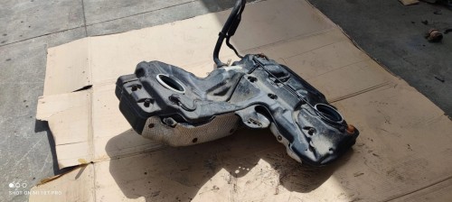 BAK ZBIORNIK PALIWA AUDI A4 B8 A5 8T 8T0201021EF