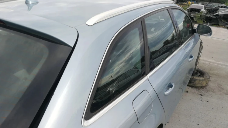 LISTWA CHROM PRAWA KAROSERYJN AUDI A4 B8 8K9853704