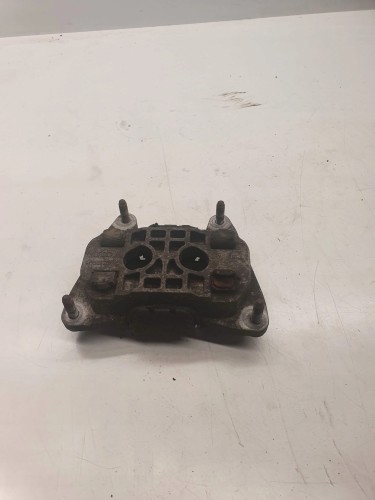 ŁAPA PODUSZKA SKRZYNI AUDI A6 C6 3,0 TDI 4F0399151