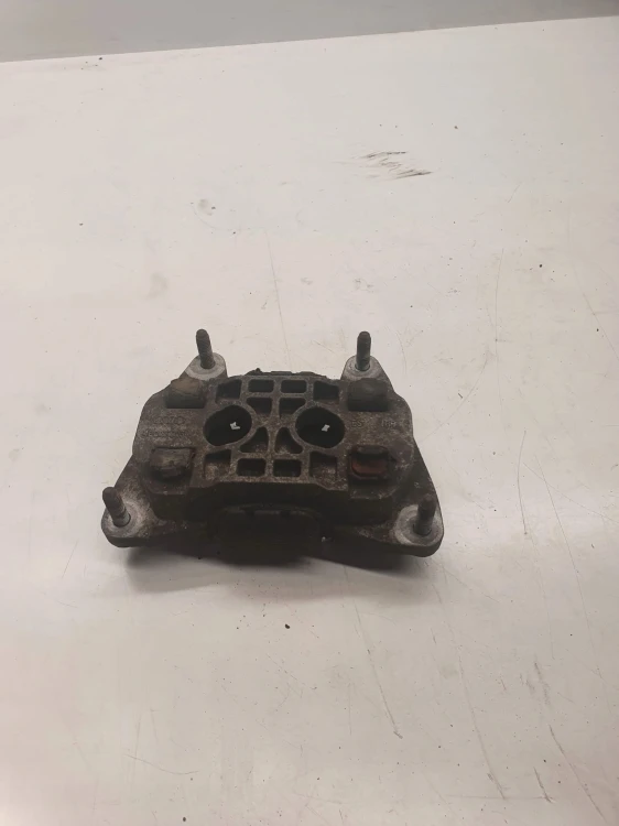 ŁAPA PODUSZKA SKRZYNI AUDI A6 C6 3,0 TDI 4F0399151