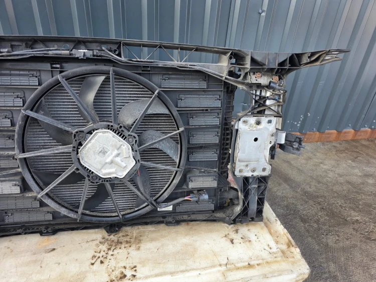 PAS PRZEDNI KOMPLETNY AUDI A4 B9 2.0 TDI ORYGINAŁ !!!!