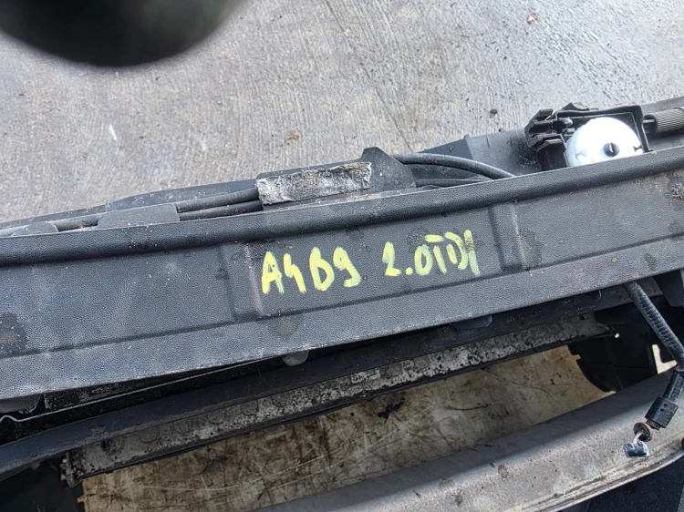 PAS PRZEDNI KOMPLETNY AUDI A4 B9 2.0 TDI ORYGINAŁ !!!!