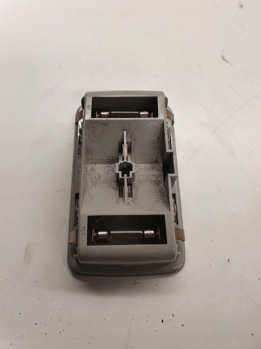 OŚWIETLENIE KABINY AUDI A6 C6 KOMBI 4L0947123
