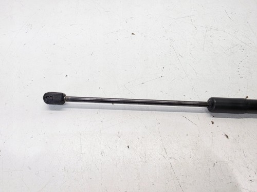 SIŁOWNIK TELESKOP KLAPY TYŁ AUDI A4 B9 AVANT KOMBI 8W9827552E