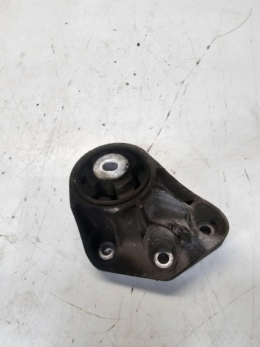 ŁAPA PODUSZKA MOSTU AUDI A6 C6 A4 B7 8E0599125L