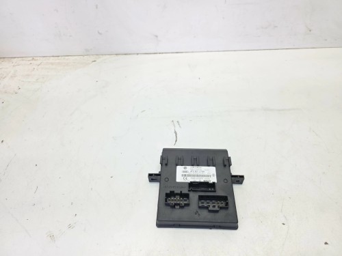 MODUŁ STEROWNIK ŚWIATEŁ ILM AUDI A6 C6 Q7 4L 4F0910279J 4F0907279A