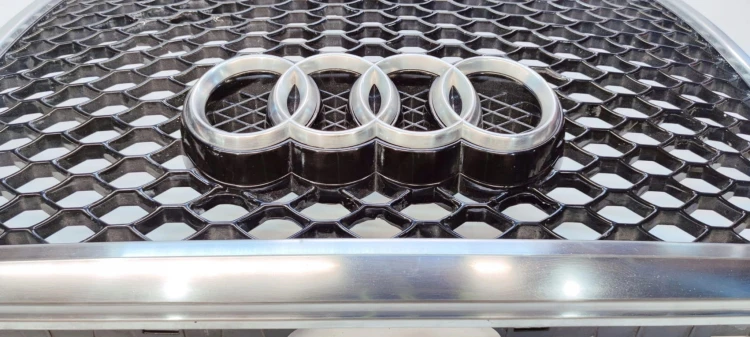 GRILL ATRAPA CHŁODNICY RADAR AUDI RS6 A6 C6 4F0853651AL 4F0853651AM