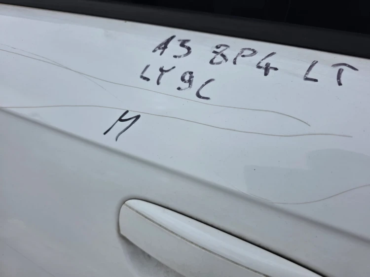 DRZWI LEWY TYŁ AUDI A3 8P 8P4 5D SPORTBACK 2004-2011 LY9C *2 !!!