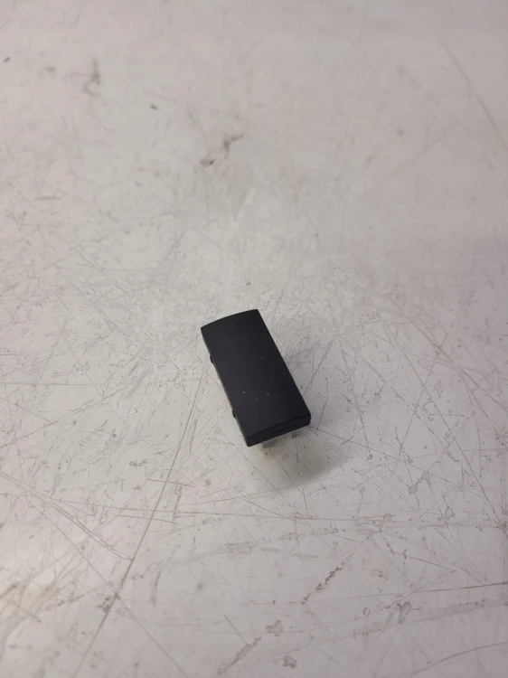 ZAŚLEPKA OSŁONA DESKI KRATEK AUDI A6 C6 4F0941518