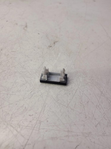 ZAŚLEPKA OSŁONA DESKI KRATEK AUDI A6 C6 4F0941518