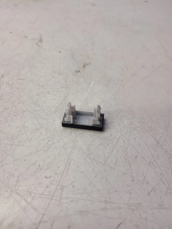 ZAŚLEPKA OSŁONA DESKI KRATEK AUDI A6 C6 4F0941518