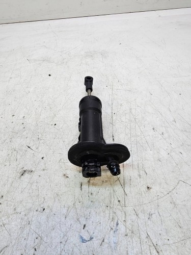 POMPKA SPRZĘGŁA AUDI A6 C6 4F0721401