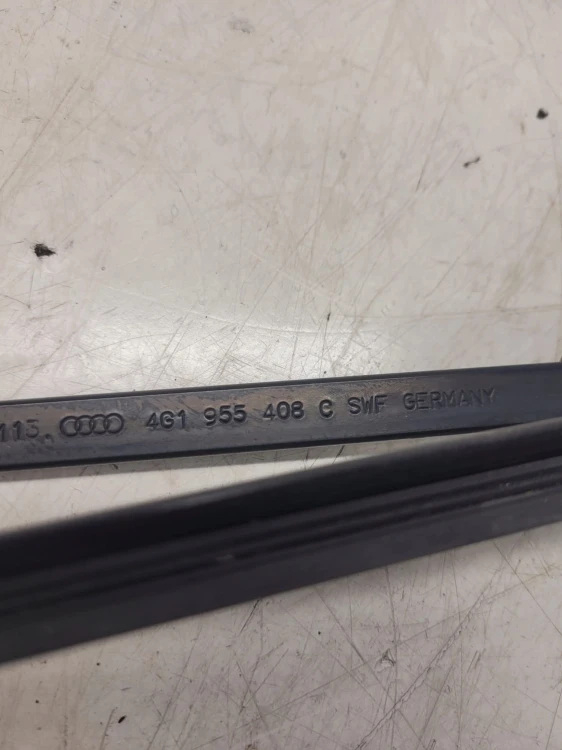 RAMIĘ WYCIERACZKI PRAWE AUDI A6 C7 A7 4G1955408C