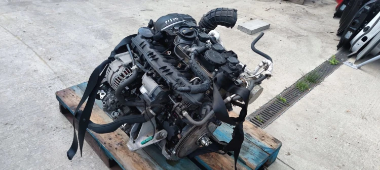 SILNIK KOMPLETNY AUDI A4 A5 Q5 1.8 TFSI CAB CABB