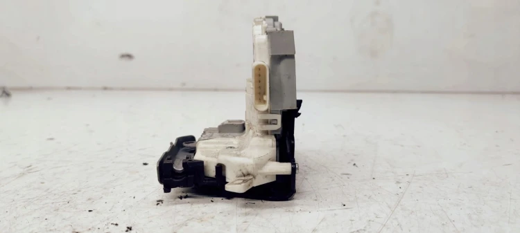 ZAMEK DRZWI LEWY TYŁ AUDI A1 8X0839016C 6 PIN